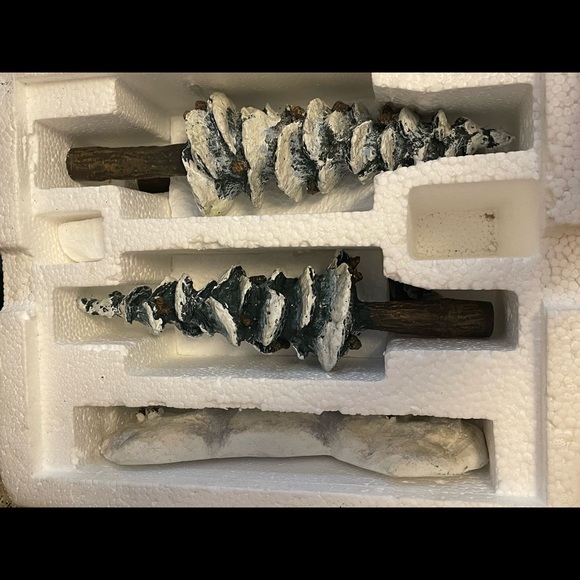 DEPT 56 CHRISTMAS DEPT 56 VINTAGE POLE PINE FOREST - Picture 8 of 10